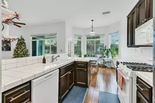 8679 Spring House Way, Elk Grove, CA 95624 - Photo 21