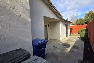 833 Pennington Pl, Modesto, CA 95356 - Photo 31