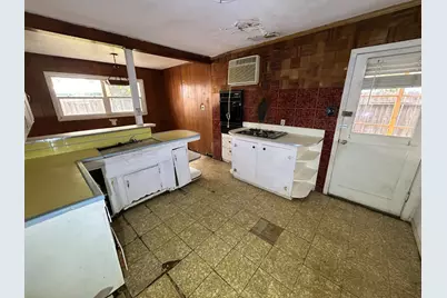 1232 Browning Drive, Sacramento, CA 95815 - Photo 9