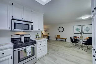 7340 Hamden Pl, Sacramento, CA 95842 - Photo 11