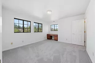 1360 Oak Creek Ct, El Dorado Hills, CA 95762 - Photo 31