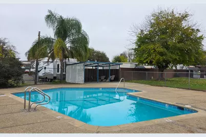 Market Street #6, Yuba City, CA 95991 - Photo 3