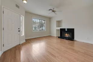 8977 E Valley Dr, Elk Grove, CA 95624 - Photo 5