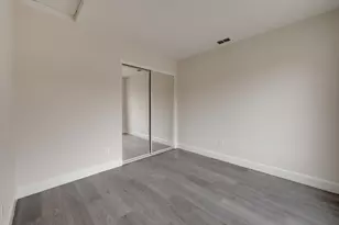 8977 E Valley Dr, Elk Grove, CA 95624 - Photo 27