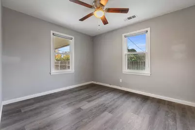 1820 Julian Avenue, Modesto, CA 95354 - Photo 39