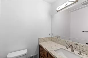 2117 Manitoba Ct, Modesto, CA 95356 - Photo 25