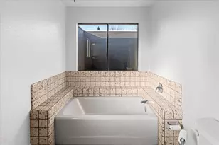 2117 Manitoba Ct, Modesto, CA 95356 - Photo 43