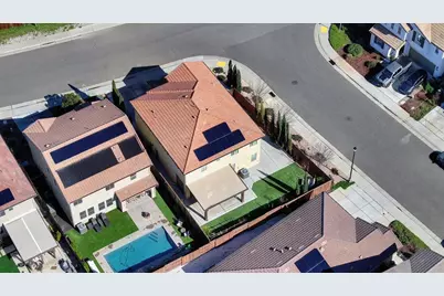 2201 Symphony Avenue, Roseville, CA 95747 - Photo 93