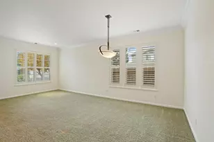 4305 Lourmarin Ln, Modesto, CA 95356 - Photo 9