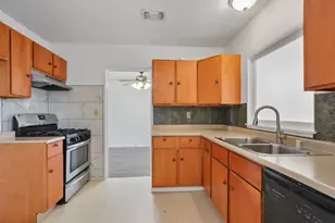 3540 Sierra Madre Ave, Stockton, CA 95204 - Photo 7