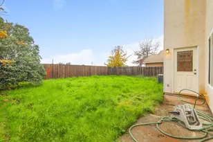 9033 Devon Crest Way, Elk Grove, CA 95624 - Photo 5