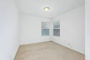 9033 Devon Crest Way, Elk Grove, CA 95624 - Photo 17