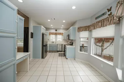 2545 Nicklaus Drive, Turlock, CA 95382 - Photo 13