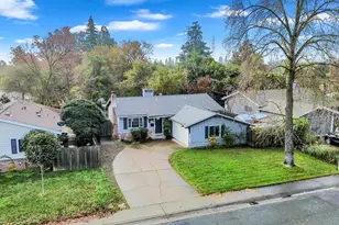 8570 Everglade Dr, Sacramento, CA 95826 - Photo 29