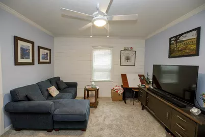 1307 Sycamore Avenue, Modesto, CA 95350 - Photo 23