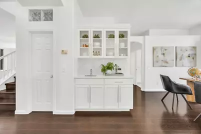 8472 Kingsland Court, Elk Grove, CA 95624 - Photo 11