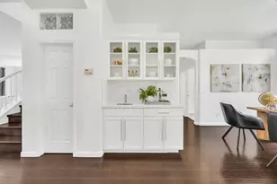 8472 Kingsland Ct, Elk Grove, CA 95624 - Photo 11