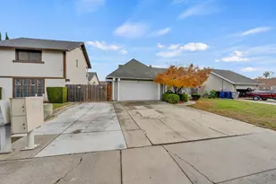 8147 Gandy Dancer Way, Sacramento, CA 95823 - Photo 3