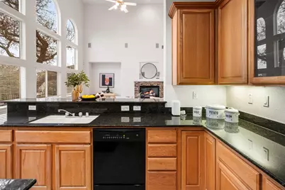 1520 Oak Hill Way, Roseville, CA 95661 - Photo 29