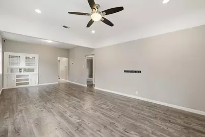 4850 11th Avenue, Sacramento, CA 95820 - Photo 11