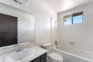 9437 Bonanza Dr, Stockton, CA 95209 - Photo 15