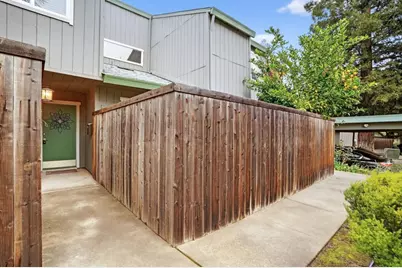 5239 Lake Knoll Lane, Fair Oaks, CA 95628 - Photo 3