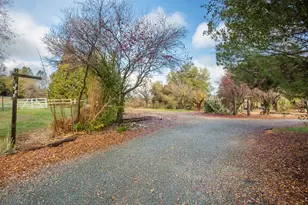 10988 Pleasant Valley Rd, Penn Valley, CA 95946 - Photo 21