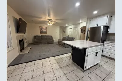 3360 Hollowell Drive, Ceres, CA 95307 - Photo 3