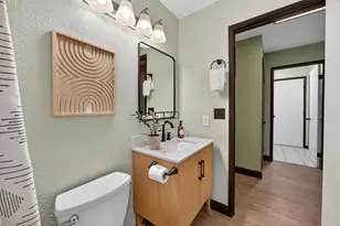 4345 Armadale Way, Sacramento, CA 95823 - Photo 35