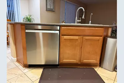 277 Danbury Place, Lathrop, CA 95330 - Photo 7