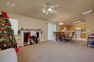 1942 Crystal Creek Ln, Yuba City, CA 95991 - Photo 5