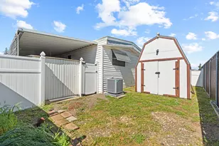 Capital Circle, Sacramento, CA 95828 - Photo 19