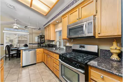 9271 Ryecroft, Sacramento, CA 95829 - Photo 7