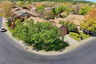 4060 Ironwood Dr, El Dorado Hills, CA 95762 - Photo 53