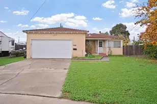 1915 Tracy Ct, Modesto, CA 95350 - Photo 1