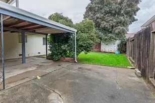 8743 Elk Way, Elk Grove, CA 95624 - Photo 39