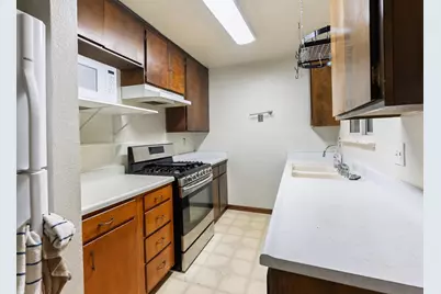 8743 Elk Way, Elk Grove, CA 95624 - Photo 7