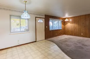 8743 Elk Way, Elk Grove, CA 95624 - Photo 15