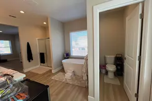8279 Ghislaine Way, Antelope, CA 95843 - Photo 11