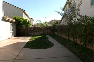 10272 Beckley Way, Elk Grove, CA 95757 - Photo 21