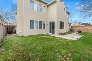 46 Bascom Ct, Sacramento, CA 95835 - Photo 23