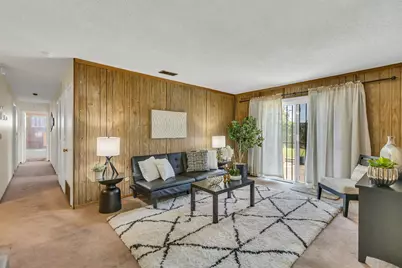 6947 Wolfgram Way, Sacramento, CA 95828 - Photo 7