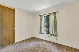 6947 Wolfgram Way, Sacramento, CA 95828 - Photo 17