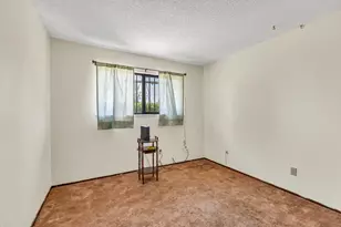 6947 Wolfgram Way, Sacramento, CA 95828 - Photo 13