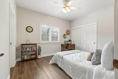 100 Hollyann Drive, Folsom, CA 95630 - Photo 25