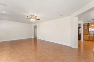 301 Vista Creek Cir, Sacramento, CA 95835 - Photo 19