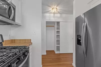 7401 Auburn Oaks Court #W, Citrus Heights, CA 95610 - Photo 7