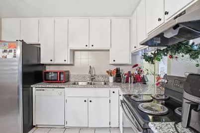 325 Ironwood Drive, Turlock, CA 95380 - Photo 13