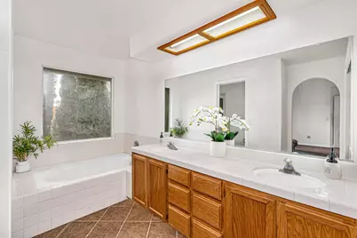 909 Neal Street, Los Banos, CA 93635 - Photo 29