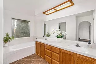 909 Neal St, Los Banos, CA 93635 - Photo 29